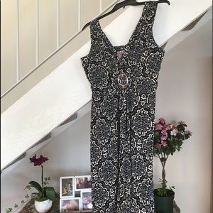 Pretty black and bronze dress